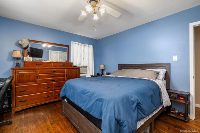145 W Lido Prom, Lindenhurst, NY 11757