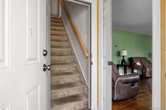 145 W Lido Prom, Lindenhurst, NY 11757