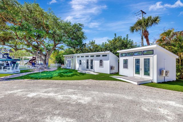 4013 W Atlantic Avenue, Delray Beach, FL 33445