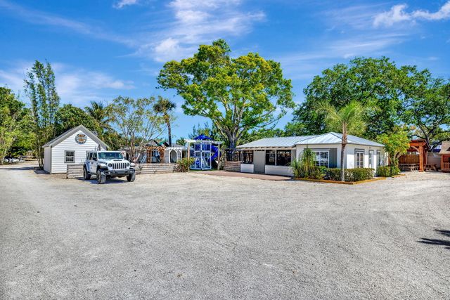 4013 W Atlantic Avenue, Delray Beach, FL 33445