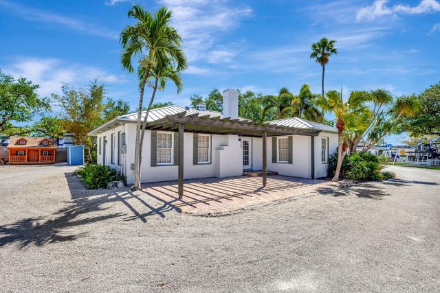 4013 W Atlantic Avenue, Delray Beach, FL 33445