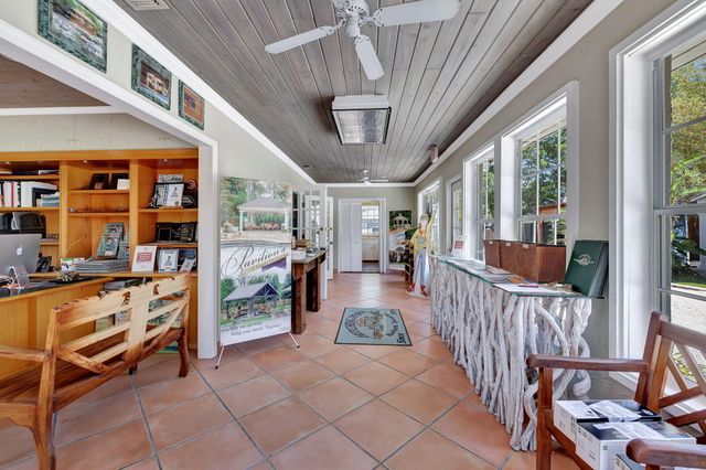 4013 W Atlantic Avenue, Delray Beach, FL 33445