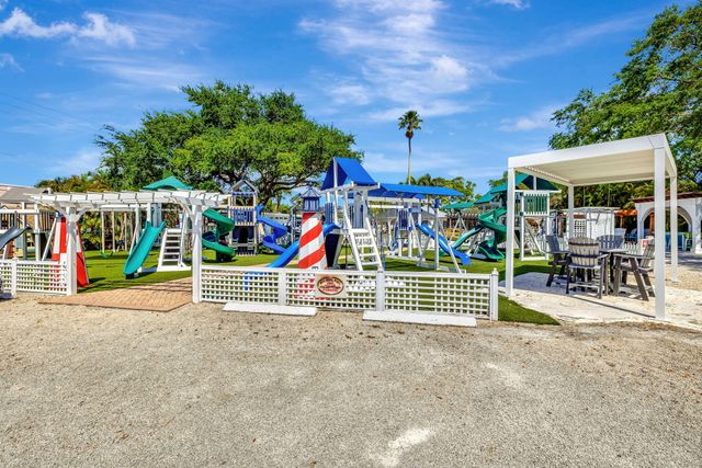 4013 W Atlantic Avenue, Delray Beach, FL 33445