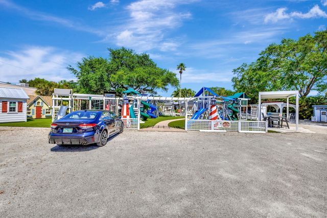 4013 W Atlantic Avenue, Delray Beach, FL 33445