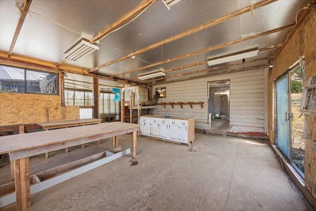 1518 Upper Applegate Road, Jacksonville, OR 97530