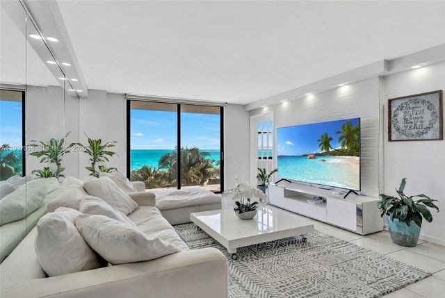 6061 Collins Ave 5F, Miami Beach, FL 33140