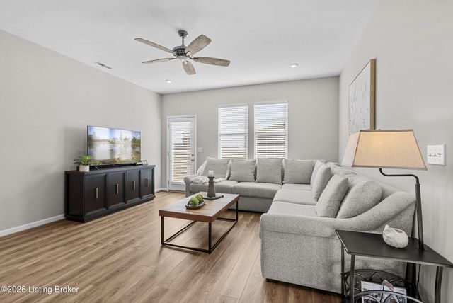 133 Harvest Point Way, Mt Washington, KY 40047