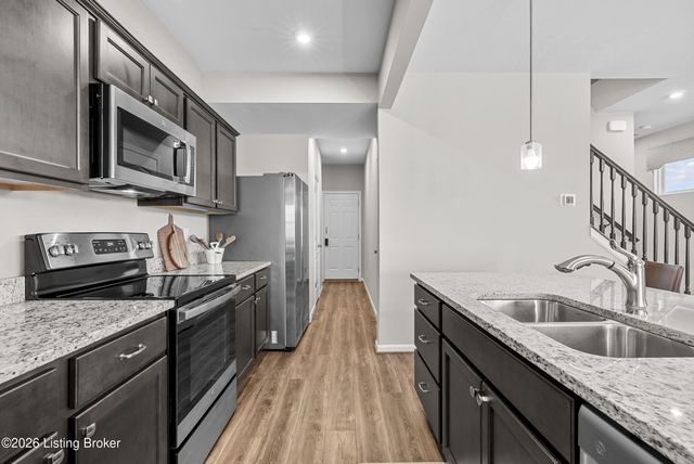 133 Harvest Point Way, Mt Washington, KY 40047