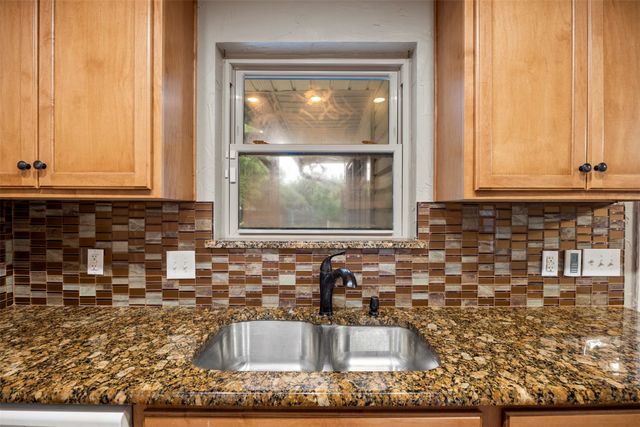 1315 W Ridge Drive, Duncanville, TX 75116