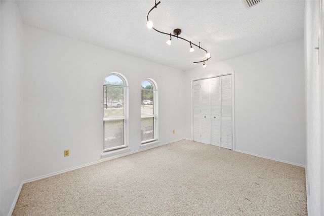 1315 W Ridge Drive, Duncanville, TX 75116