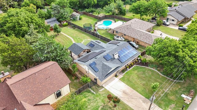 1315 W Ridge Drive, Duncanville, TX 75116