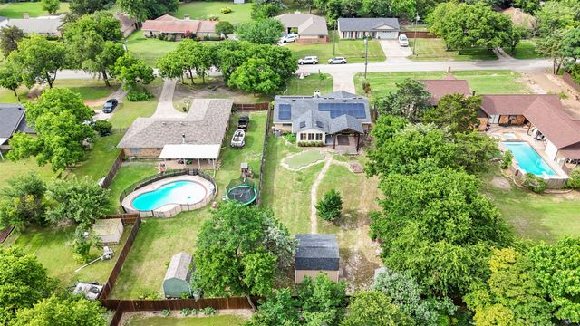 1315 W Ridge Drive, Duncanville, TX 75116