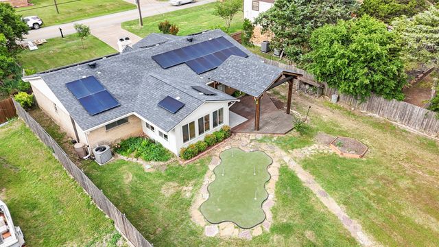 1315 W Ridge Drive, Duncanville, TX 75116