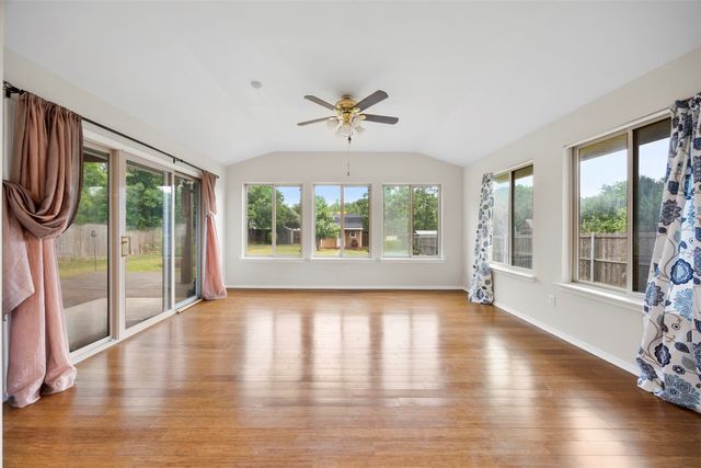 1315 W Ridge Drive, Duncanville, TX 75116