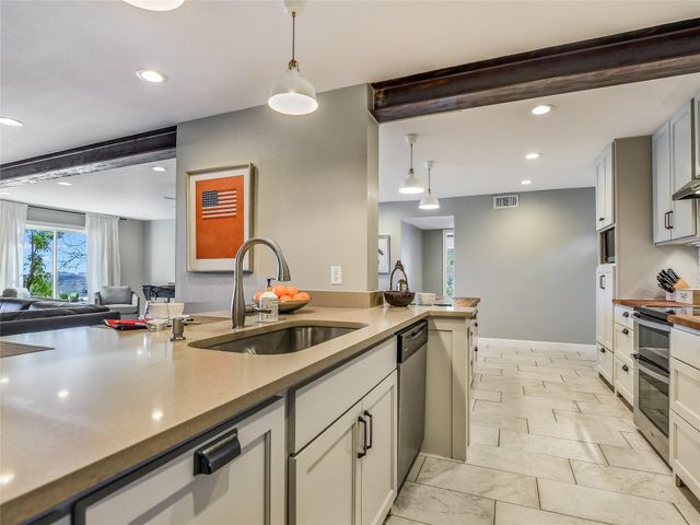 6501 E Hill DR 125, Austin, TX 78731