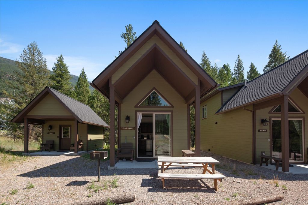 7547 Hwy 2 E, Columbia Falls, MT 59912 photo 10