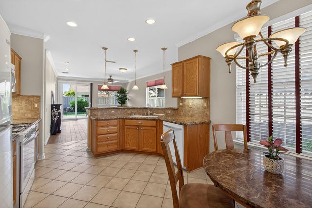 156 Stags Leap Ln, Lincoln, CA 95648