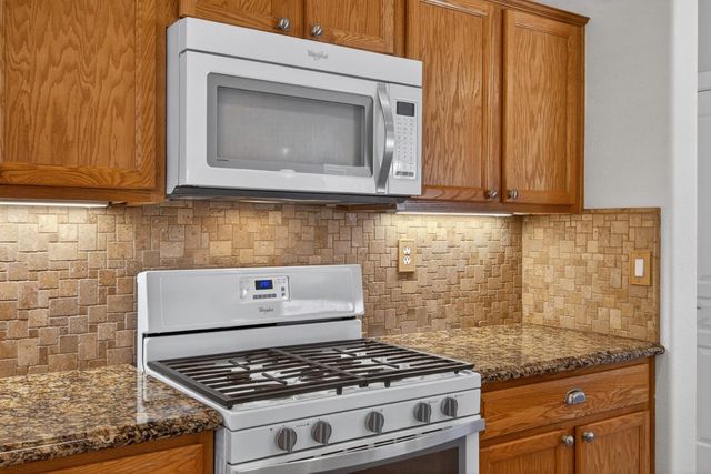 156 Stags Leap Ln, Lincoln, CA 95648