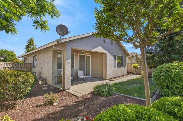 156 Stags Leap Ln, Lincoln, CA 95648