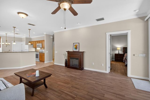 156 Stags Leap Ln, Lincoln, CA 95648