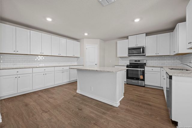 5607 Hartley Home, San Antonio, TX 78245