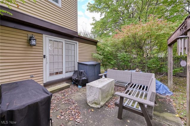 2684 Serra Vista Drive, Stow, OH 44224