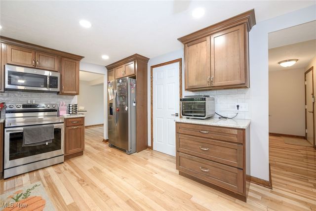 2684 Serra Vista Drive, Stow, OH 44224