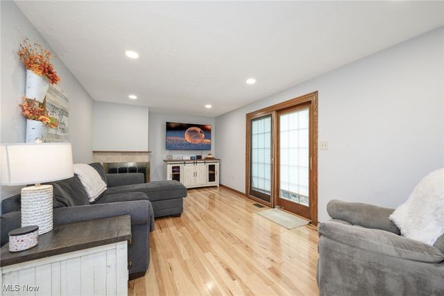 2684 Serra Vista Drive, Stow, OH 44224