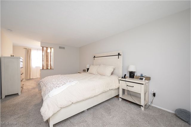 2684 Serra Vista Drive, Stow, OH 44224