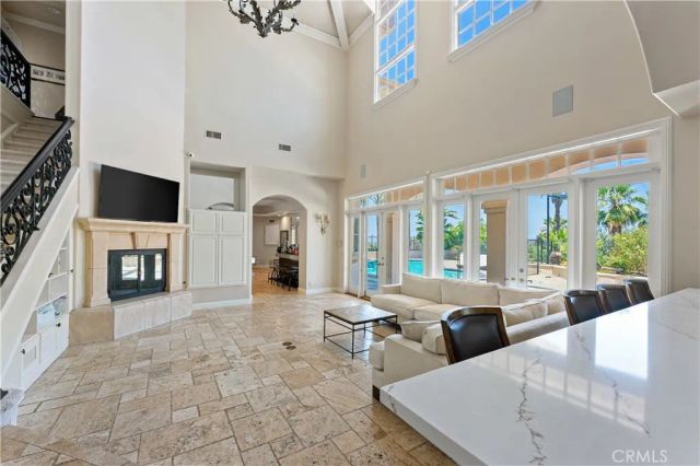 5081 E Copa De Oro Drive, Anaheim, CA 92807