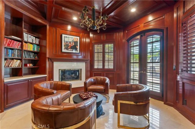 5081 E Copa De Oro Drive, Anaheim, CA 92807