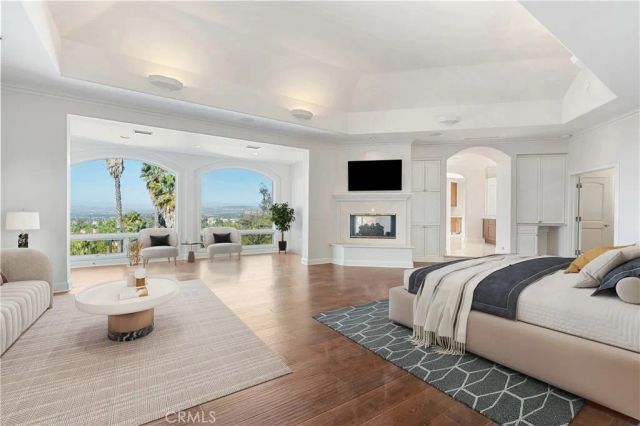5081 E Copa De Oro Drive, Anaheim, CA 92807