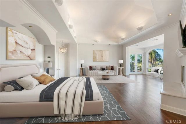5081 E Copa De Oro Drive, Anaheim, CA 92807