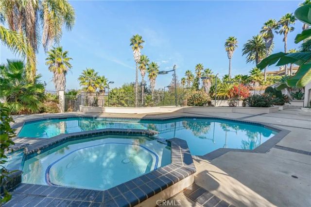 5081 E Copa De Oro Drive, Anaheim, CA 92807