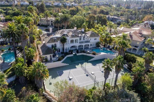 5081 E Copa De Oro Drive, Anaheim, CA 92807