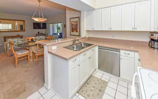 4105 Fairway Drive N, Jupiter, FL 33477