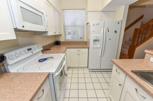 4105 Fairway Drive N, Jupiter, FL 33477