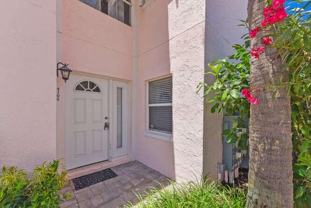 4105 Fairway Drive N, Jupiter, FL 33477