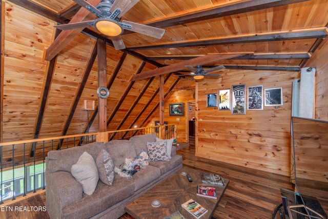 3155 Bryan Rd, Kodak, TN 37764
