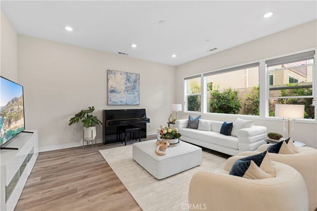 640 Athos, Lake Forest, CA 92630