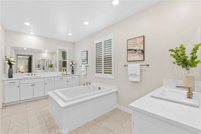640 Athos, Lake Forest, CA 92630