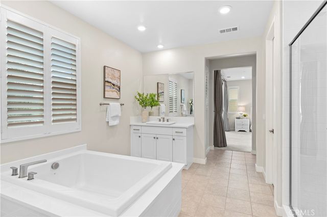 640 Athos, Lake Forest, CA 92630