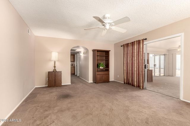 1302 E Rowlands Lane, Phoenix, AZ 85022