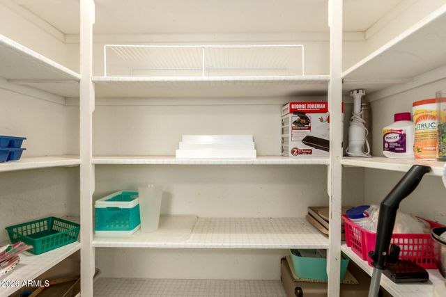 1302 E Rowlands Lane, Phoenix, AZ 85022