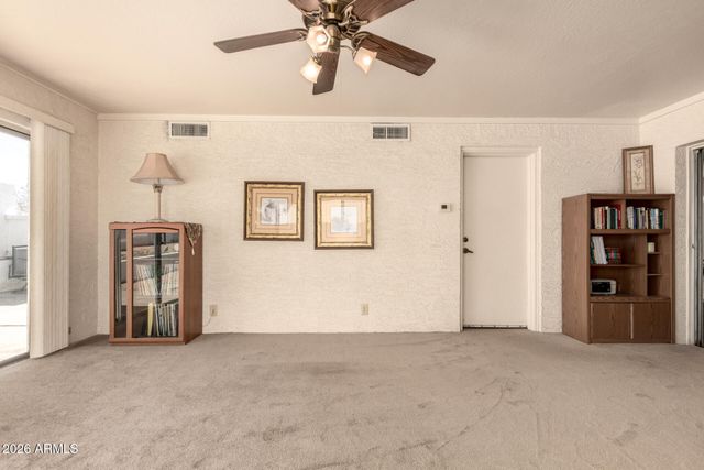 1302 E Rowlands Lane, Phoenix, AZ 85022