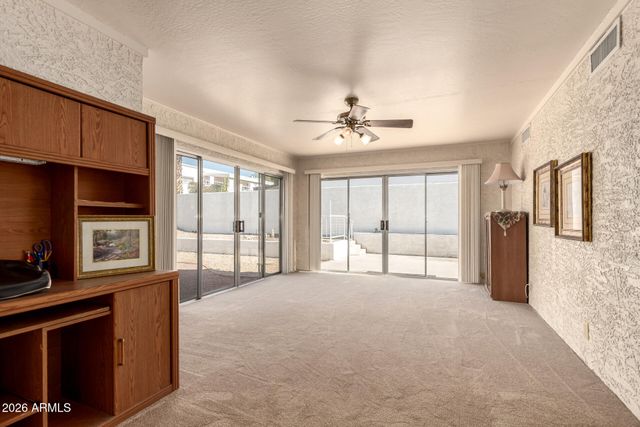 1302 E Rowlands Lane, Phoenix, AZ 85022