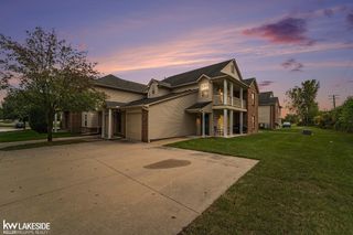 45687 Cagney Drive, Macomb, MI 48044