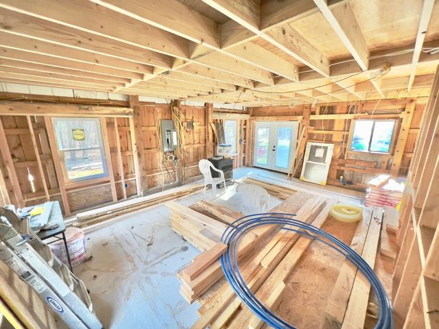 712 Point Road, Willsboro, NY 12996