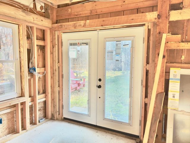 712 Point Road, Willsboro, NY 12996