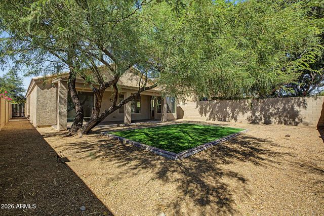 9047 E ROCKWOOD Drive, Scottsdale, AZ 85255